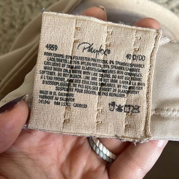 Nude Bra  - Picture 4 of 6